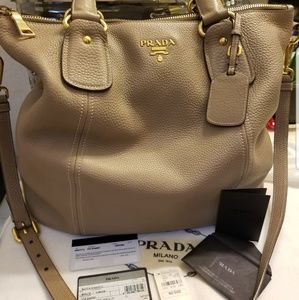 ❤ Authentic PRADA Leather Bag MRSP 1495